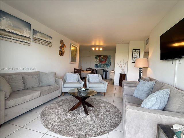 3 Island Ave 07B, Miami Beach, FL 33139