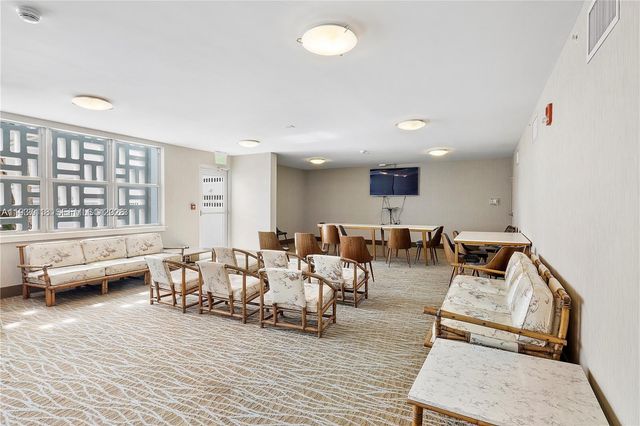 3 Island Ave 07B, Miami Beach, FL 33139