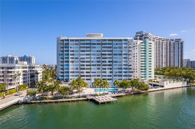 3 Island Ave 07B, Miami Beach, FL 33139