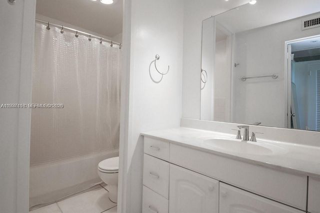 3 Island Ave 07B, Miami Beach, FL 33139