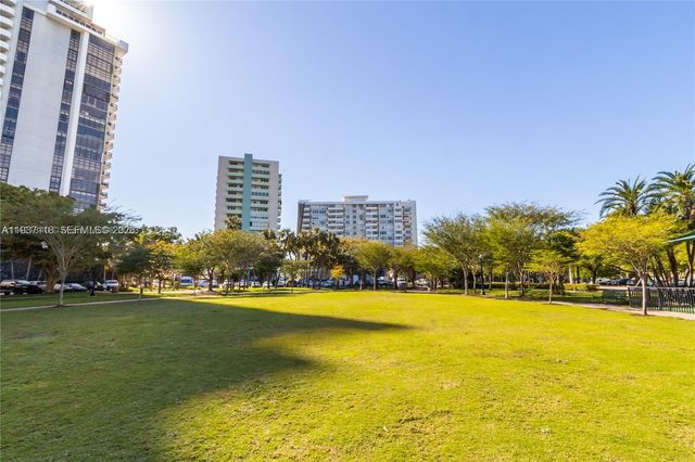 3 Island Ave 07B, Miami Beach, FL 33139