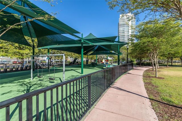 3 Island Ave 07B, Miami Beach, FL 33139