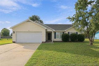 146 Cavalier Drive, Raeford, NC 28376