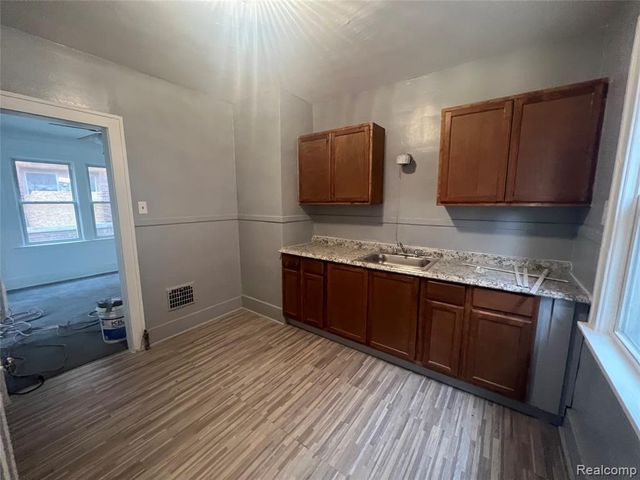 3020 Clements Street, Detroit, MI 48238