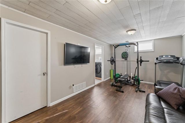 506 W King Street, Spring Hill, KS 66083