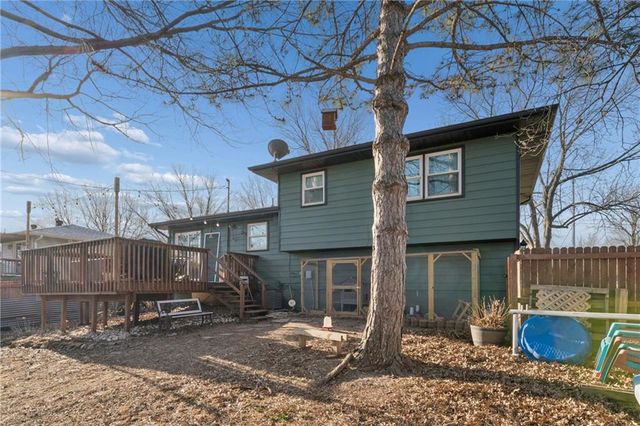 506 W King Street, Spring Hill, KS 66083