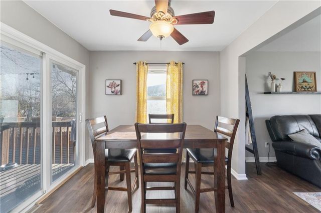 506 W King Street, Spring Hill, KS 66083