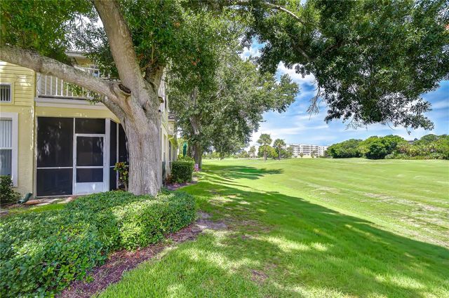 1050 STARKEY ROAD 2105, Largo, FL 33771