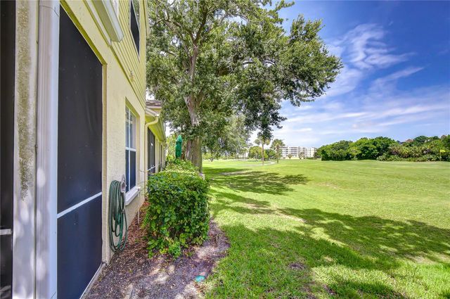 1050 STARKEY ROAD 2105, Largo, FL 33771