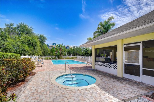 1050 STARKEY ROAD 2105, Largo, FL 33771