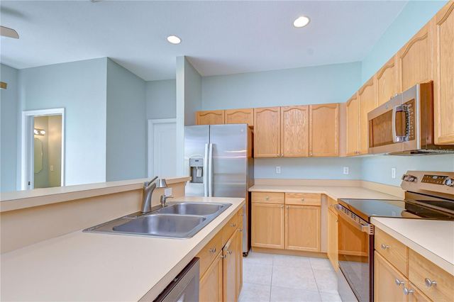 1050 STARKEY ROAD 2105, Largo, FL 33771