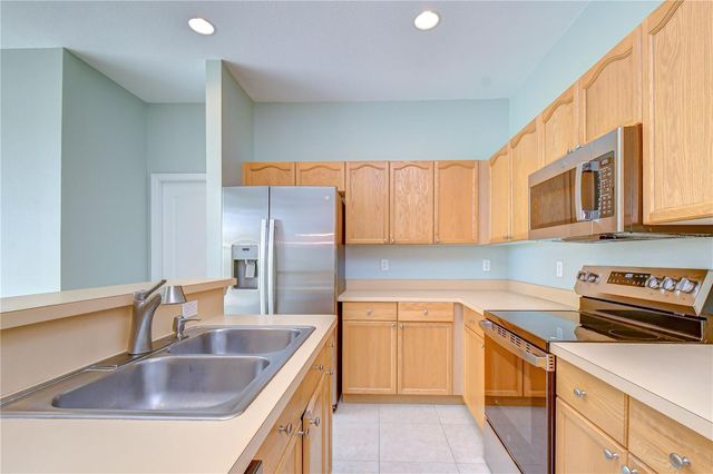 1050 STARKEY ROAD 2105, Largo, FL 33771
