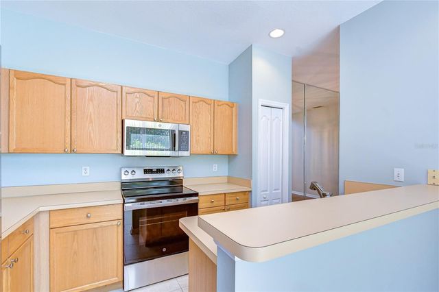 1050 STARKEY ROAD 2105, Largo, FL 33771