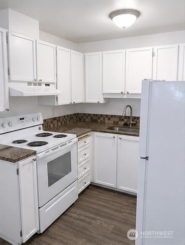 3510 W Elmore Street, Seattle, WA 98199