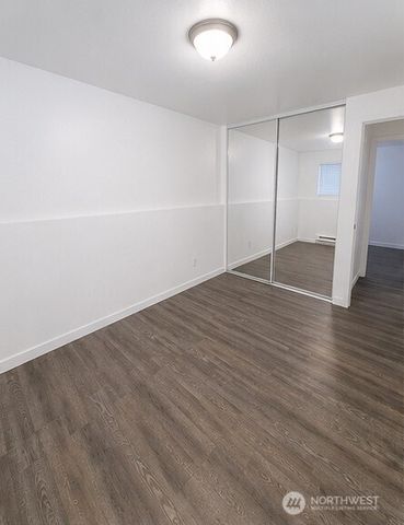 3510 W Elmore Street, Seattle, WA 98199