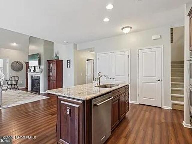 55 Galley Way, Little Egg Harbor, NJ 08087
