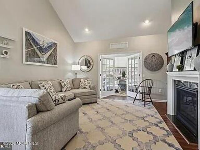 55 Galley Way, Little Egg Harbor, NJ 08087