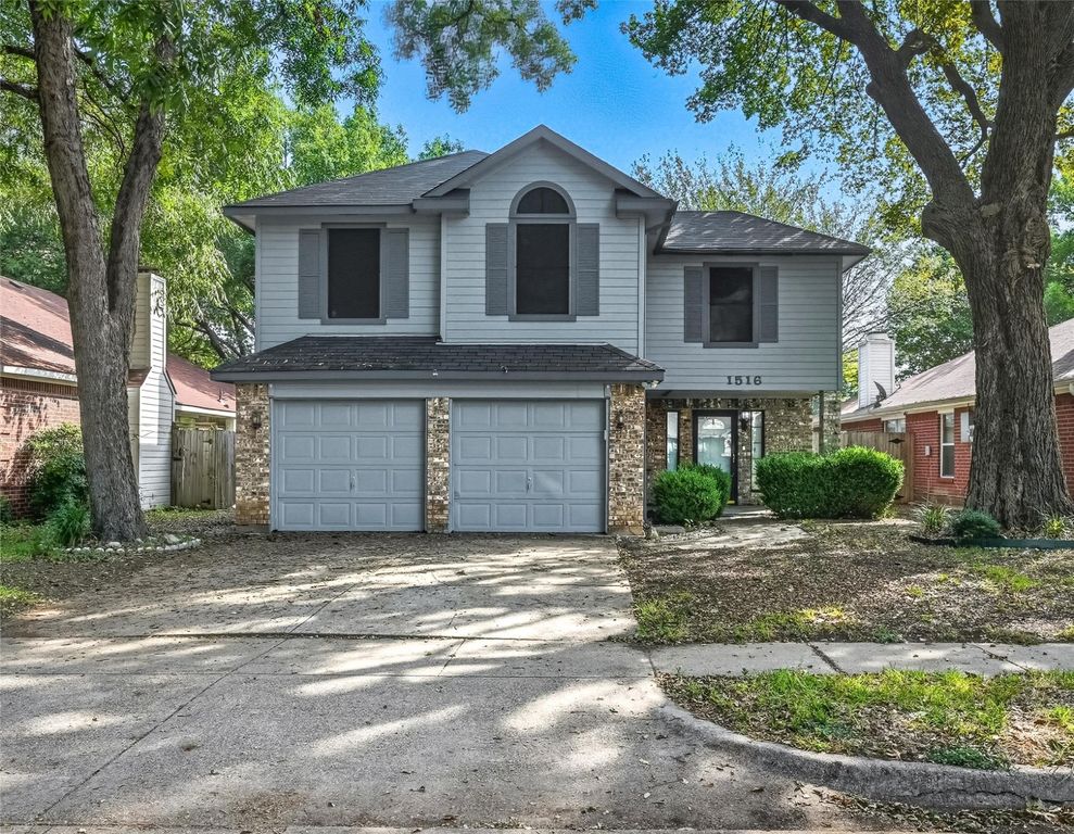 1516 Allen Drive, Cedar Hill, TX 75104