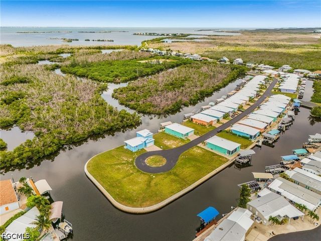 2971 Trawler LN, St James City, FL 33956