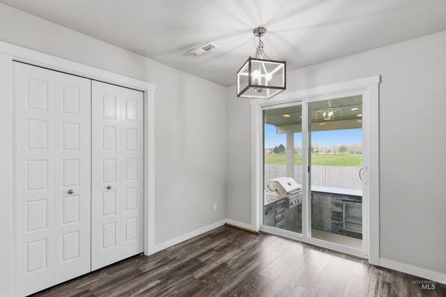 16899 N Lowerfield Loop, Nampa, ID 83687