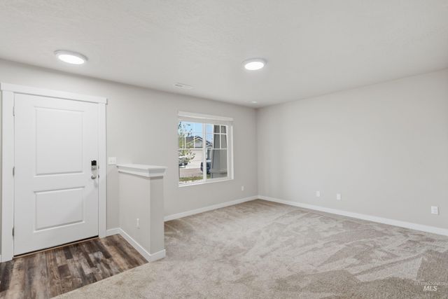 16899 N Lowerfield Loop, Nampa, ID 83687