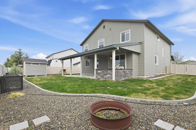 16899 N Lowerfield Loop, Nampa, ID 83687