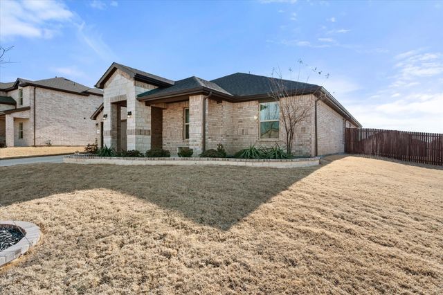 1246 Windsong Drive, Cedar Hill, TX 75104