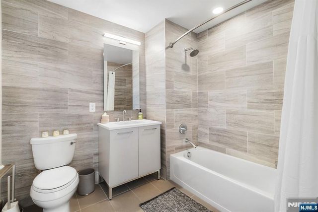 1400 Hudson Street 809, Hoboken, NJ 07030