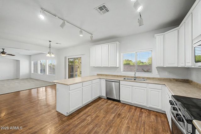 17868 W EVANS Drive, Surprise, AZ 85388