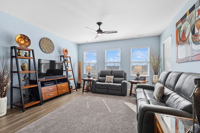 2956 Harnish Drive, Algonquin, IL 60102