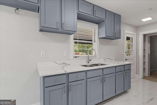 1808 Brewer Boulevard SW, Atlanta, GA 30310