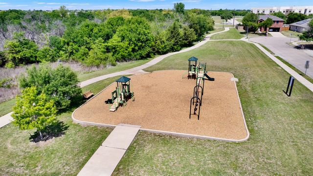 1300 Iron Dale Drive, Wylie, TX 75098