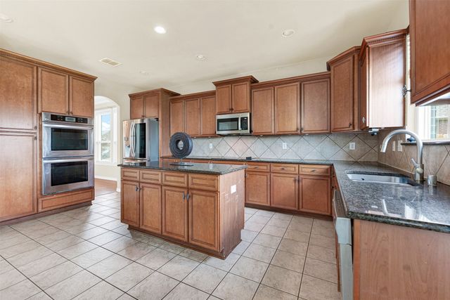 1300 Iron Dale Drive, Wylie, TX 75098