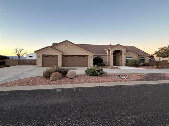 4351 Pinto Road, Kingman, AZ 86401