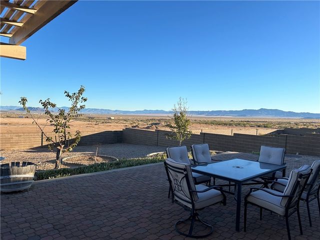 4351 Pinto Road, Kingman, AZ 86401