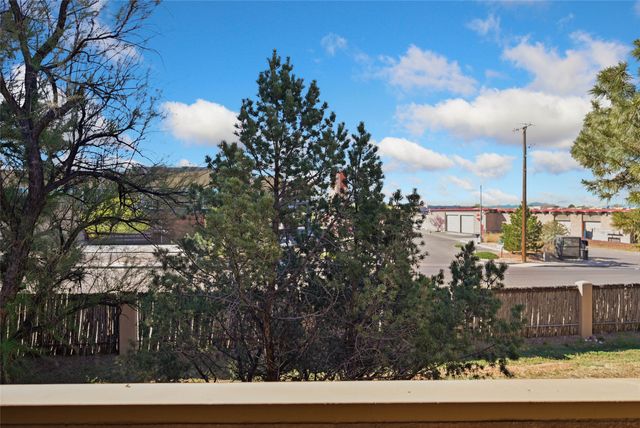 601 San Mateo W 142, Santa Fe, NM 87505