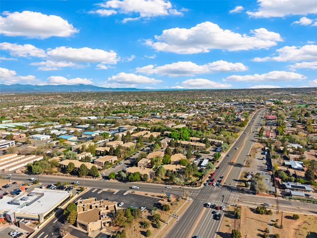 601 San Mateo W 142, Santa Fe, NM 87505