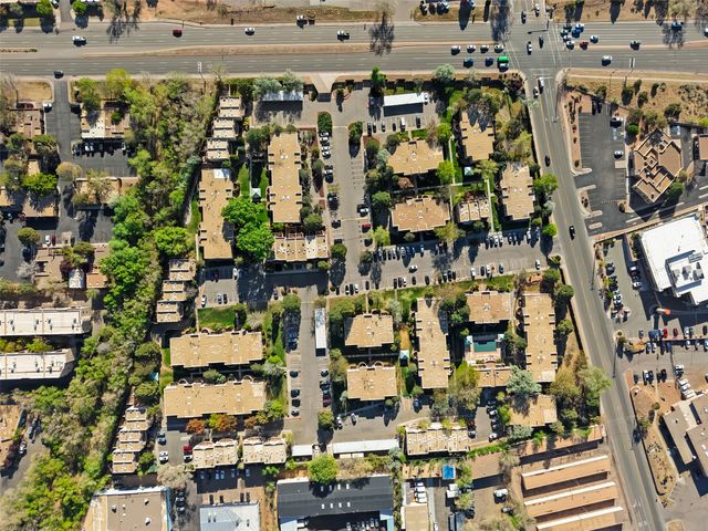 601 San Mateo W 142, Santa Fe, NM 87505