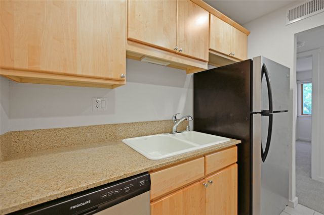 601 San Mateo W 142, Santa Fe, NM 87505