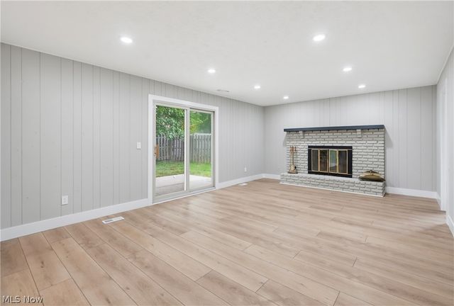 4796 Lindsey Lane, Richmond Heights, OH 44143