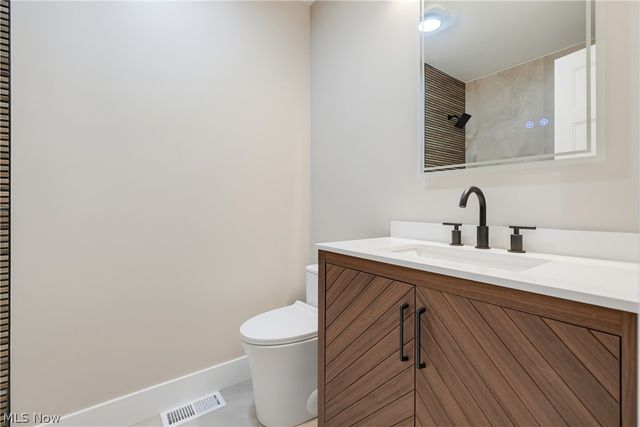 4796 Lindsey Lane, Richmond Heights, OH 44143