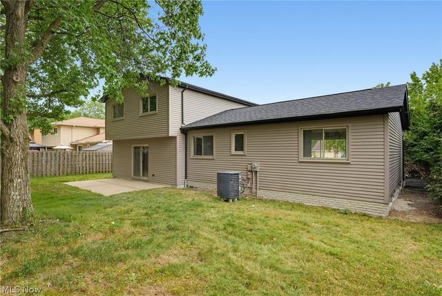 4796 Lindsey Lane, Richmond Heights, OH 44143