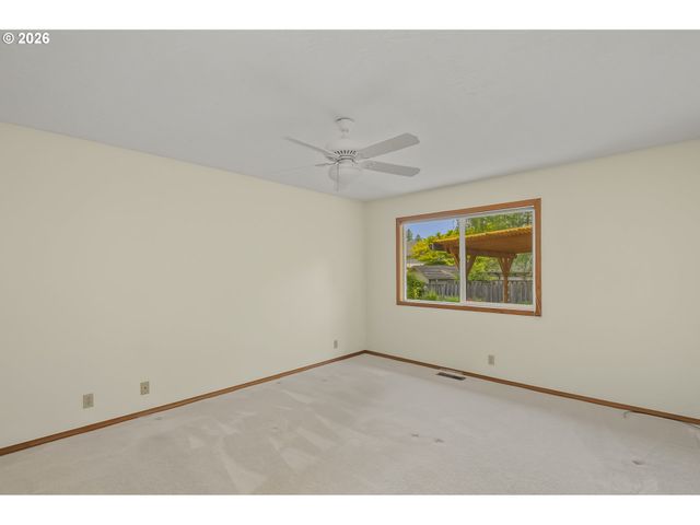 4435 Se 14TH St, Gresham, OR 97080