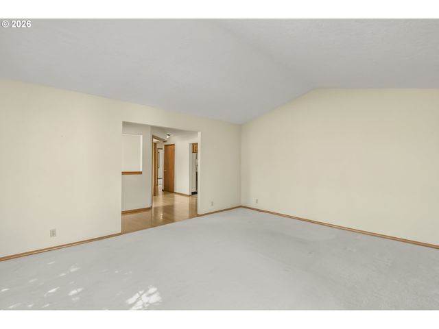 4435 Se 14TH St, Gresham, OR 97080