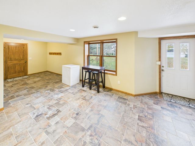 34235 County Road 9, Avon, MN 56310