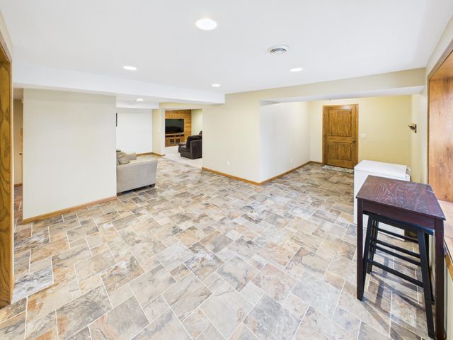 34235 County Road 9, Avon, MN 56310