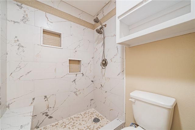 7710 Bison Dr, Corpus Christi, TX 78414