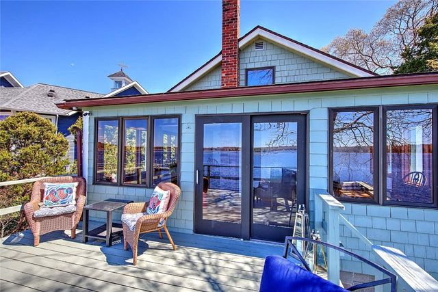 35 Hanson Road, Barrington, RI 02806