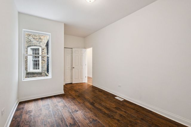 4322 W Jackson Boulevard, Chicago, IL 60624