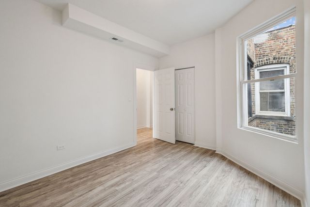 4322 W Jackson Boulevard, Chicago, IL 60624